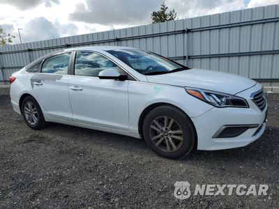 Czwarte zdjęcie samochodu z boku: 2017 HYUNDAI SONATA SE VIN:5NPE24AF5HH536516 - miniatura