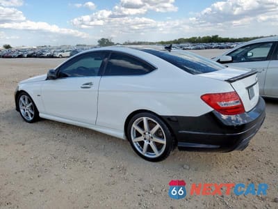 Drugie zdjęcie samochodu z przodu: 2013 MERCEDES-BENZ C 250 VIN:WDDGJ4HB7DG011248 - miniatura