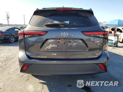 Zdjęcie 6 z 16 samochodu: 2021 TOYOTA HIGHLANDER XLE VIN:5TDHZRBH2MS531851 - miniatura