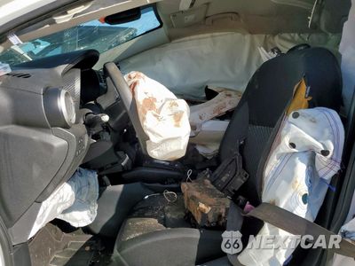 Zdjęcie 7 z 13 samochodu: 2020 NISSAN VERSA S VIN:3N1CN8DV2LL845204 - miniatura