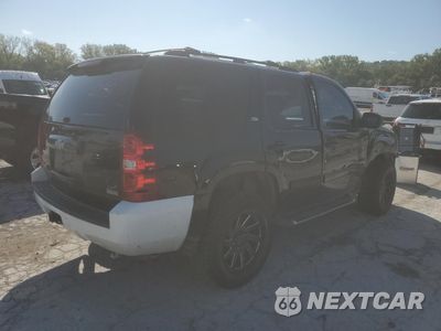 Trzecie zdjęcie samochodu z tyłu: 2010 CHEVROLET TAHOE K1500 LT VIN:1GNUKBE00AR145656 - miniatura