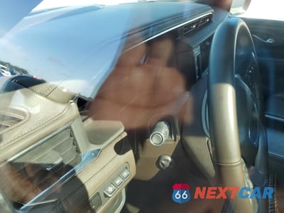 Zdjęcie 9 z 11 samochodu: 2023 GMC YUKON DENALI VIN:1GKS1DKL8PR327681 - miniatura