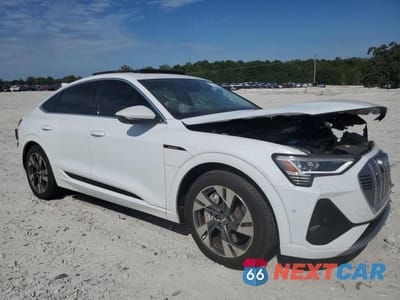 Czwarte zdjęcie samochodu z boku: 2021 AUDI E-TRON SPORTBACK PREMIUM PLUS VIN:WA12AAGE9MB001410 - miniatura