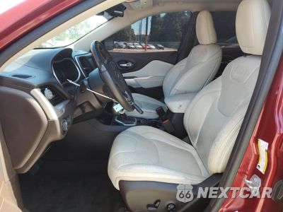 Zdjęcie 7 z 17 samochodu: 2017 JEEP CHEROKEE OVERLAND VIN:1C4PJLJS7HW511047 - miniatura