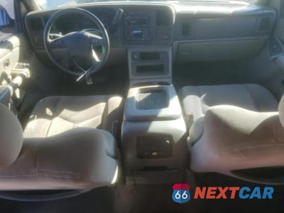 Zdjęcie 8 z 13 samochodu: 2006 GMC YUKON VIN:1GKEC13T36J120309 - miniatura