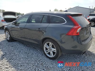 Drugie zdjęcie samochodu z przodu: 2015 VOLVO V60 PREMIER+ VIN:YV140MEC2F1203836 - miniatura
