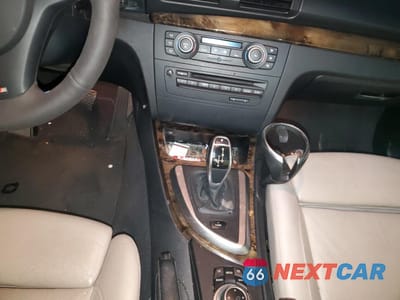 Zdjęcie 8 z 12 samochodu: 2012 BMW 135 I VIN:WBAUC9C51CVM12873 - miniatura