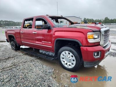 Czwarte zdjęcie samochodu z boku: 2019 GMC SIERRA K2500 DENALI VIN:1GT12SEY7KF235374 - miniatura