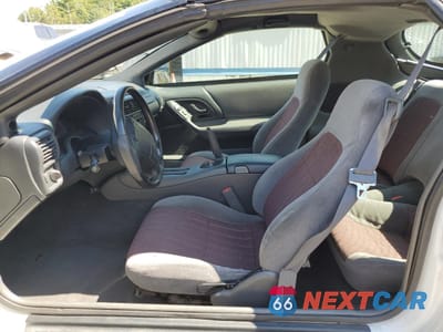 Zdjęcie 7 z 12 samochodu: 1998 CHEVROLET CAMARO VIN:2G1FP22K3W2139099 - miniatura