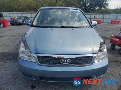 Piąte zdjęcie samochodu w środku: 2012 KIA SEDONA LX VIN:KNDMG4C78C6455015 - miniatura