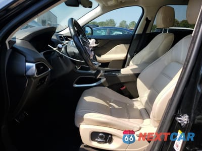 Zdjęcie 7 z 15 samochodu: 2019 JAGUAR F-PACE PRESTIGE VIN:SADCK2FX4KA368349 - miniatura