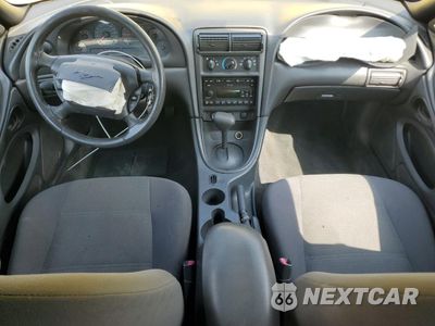Zdjęcie 8 z 14 samochodu: 2001 FORD MUSTANG VIN:1FAFP40431F239420 - miniatura