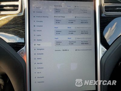Zdjęcie 9 z 12 samochodu: 2016 TESLA MODEL S VIN:5YJSA1E26GF158098 - miniatura