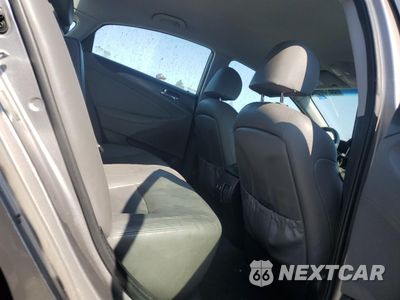 Zdjęcie 10 z 12 samochodu: 2012 HYUNDAI SONATA HYBRID VIN:KMHEC4A43CA045496 - miniatura