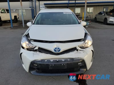 Piąte zdjęcie samochodu w środku: 2015 TOYOTA PRIUS V VIN:JTDZN3EU7FJ025051 - miniatura