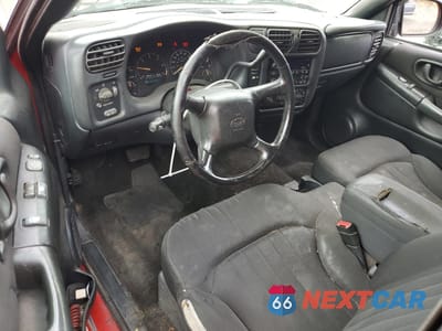 Zdjęcie 8 z 14 samochodu: 2003 CHEVROLET S TRUCK S10 VIN:1GCCS19X438290259 - miniatura