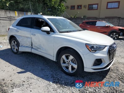 Czwarte zdjęcie samochodu z boku: 2021 AUDI Q3 PREMIUM 40 VIN:WA1AUCF37M1089183 - miniatura