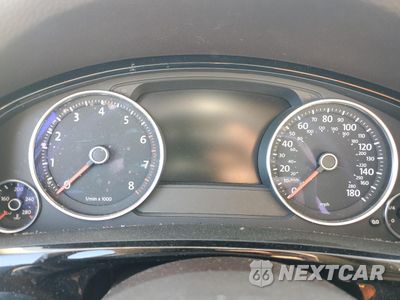 Zdjęcie 9 z 12 samochodu: 2014 VOLKSWAGEN TOUAREG V6 VIN:WVGEF9BP8ED013738 - miniatura