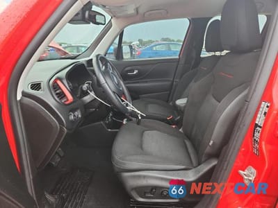 Zdjęcie 7 z 13 samochodu: 2021 JEEP RENEGADE TRAILHAWK VIN:ZACNJDC12MPN34970 - miniatura