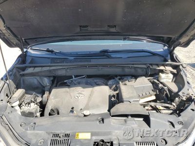 Zdjęcie 12 z 13 samochodu: 2019 TOYOTA HIGHLANDER LE VIN:5TDBZRFH4KS996967 - miniatura