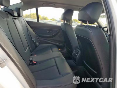Zdjęcie 10 z 12 samochodu: 2018 BMW 320 I VIN:WBA8A9C55JAH13662 - miniatura