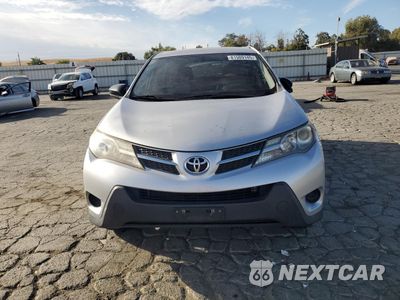 Piąte zdjęcie samochodu w środku: 2015 TOYOTA RAV4 LE VIN:JTMZFREV6FD043810 - miniatura