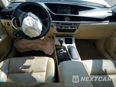 Zdjęcie 8 z 14 samochodu: 2014 LEXUS ES 350 VIN:JTHBK1GG1E2146073 - miniatura
