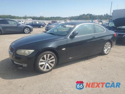 2011 BMW 328 I WBAKE3C58BE444586 - główne zdjęcie licytacji z USA - miniatura