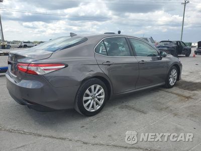 Trzecie zdjęcie samochodu z tyłu: 2019 TOYOTA CAMRY L VIN:4T1B11HK3KU790239 - miniatura