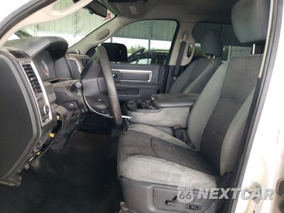 Zdjęcie 7 z 15 samochodu: 2013 RAM 3500 SLT VIN:3C63RRHL0DG539250 - miniatura