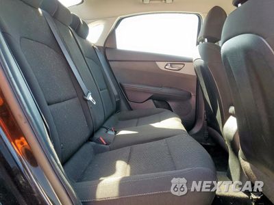 Zdjęcie 10 z 15 samochodu: 2021 KIA FORTE FE VIN:3KPF24AD0ME298673 - miniatura