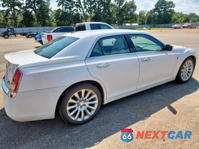 Trzecie zdjęcie samochodu z tyłu: 2013 CHRYSLER 300 VIN:2C3CCAAG0DH727764 - miniatura