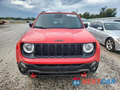 Piąte zdjęcie samochodu w środku: 2021 JEEP RENEGADE TRAILHAWK VIN:ZACNJDC12MPN34970 - miniatura