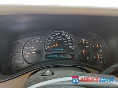 Zdjęcie 9 z 13 samochodu: 2003 CHEVROLET SUBURBAN C1500 VIN:3GNEC16Z53G257882 - miniatura