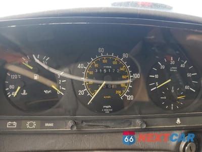 Zdjęcie 9 z 12 samochodu: 1983 MERCEDES-BENZ 300 TDT VIN:WDBAB93A3DN012996 - miniatura