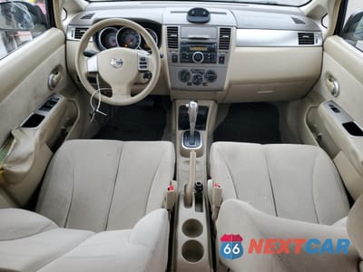 Zdjęcie 8 z 12 samochodu: 2009 NISSAN VERSA S VIN:3N1BC11E99L444660 - miniatura