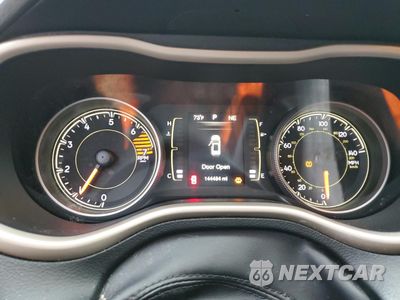 Zdjęcie 9 z 15 samochodu: 2016 JEEP CHEROKEE SPORT VIN:1C4PJMAB4GW332999 - miniatura