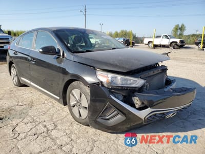 Czwarte zdjęcie samochodu z boku: 2022 HYUNDAI IONIQ SE VIN:KMHC75LC3NU280147 - miniatura