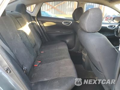 Zdjęcie 10 z 15 samochodu: 2015 NISSAN SENTRA S VIN:3N1AB7AP5FL680043 - miniatura
