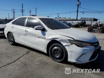 Czwarte zdjęcie samochodu z boku: 2017 TOYOTA CAMRY LE VIN:4T1BF1FK2HU410952 - miniatura