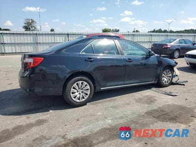 Trzecie zdjęcie samochodu z tyłu: 2012 TOYOTA CAMRY BASE VIN:4T4BF1FK4CR184248 - miniatura