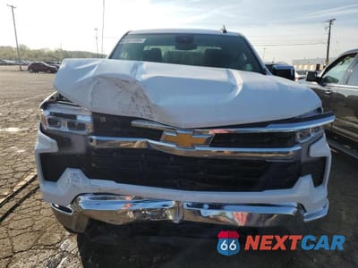 Piąte zdjęcie samochodu w środku: 2025 CHEVROLET SILVERADO K1500 LT-L VIN:1GCRKKEK7SZ256819 - miniatura