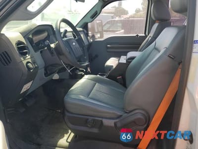 Zdjęcie 7 z 13 samochodu: 2013 FORD F-250 SUPER DUTY *** PRIOR FLEET *** VIN:1FTBF2A69DEB82277 - miniatura