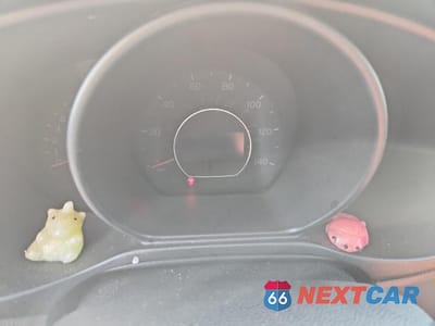 Zdjęcie 9 z 13 samochodu: 2015 KIA SOUL + VIN:KNDJP3A56F7203518 - miniatura