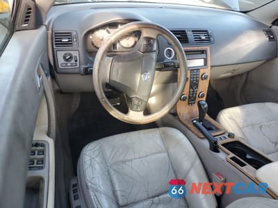Zdjęcie 8 z 12 samochodu: 2008 VOLVO C70 T5 VIN:YV1MC67288J046937 - miniatura