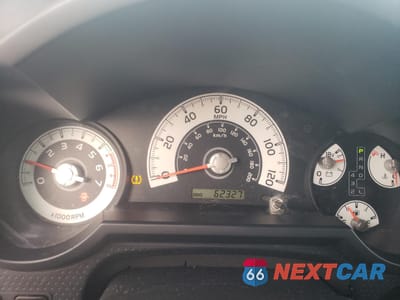 Zdjęcie 9 z 13 samochodu: 2011 TOYOTA FJ CRUISER VIN:JTEZU4BF7BK011536 - miniatura