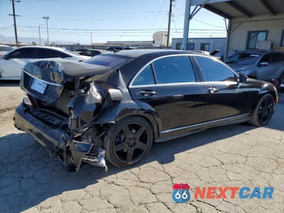Trzecie zdjęcie samochodu z tyłu: 2013 MERCEDES-BENZ S 550 VIN:WDDNG7DB6DA534874 - miniatura