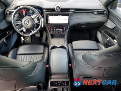 Zdjęcie 8 z 13 samochodu: 2023 MASERATI GRECALE MODENA VIN:ZN682AVM6P7429111 - miniatura