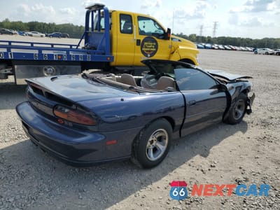 Trzecie zdjęcie samochodu z tyłu: 2002 CHEVROLET CAMARO Z28 VIN:2G1FP32GX22117631 - miniatura