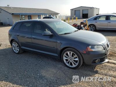 Czwarte zdjęcie samochodu z boku: 2012 AUDI A3 PREMIUM VIN:WAUBJAFM6CA166394 - miniatura